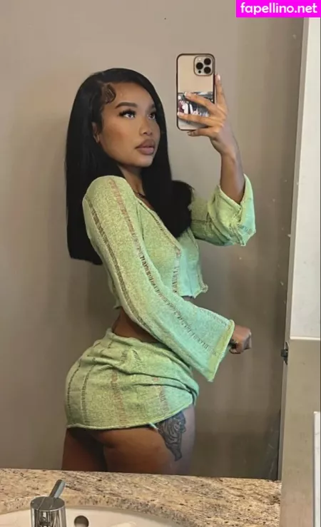 Mikaadenise OnlyFans Thumbnail #p2RHDQXIBR