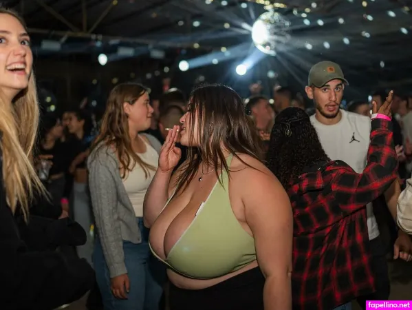 Mikaash OnlyFans Thumbnail #KgAmcuDlCz