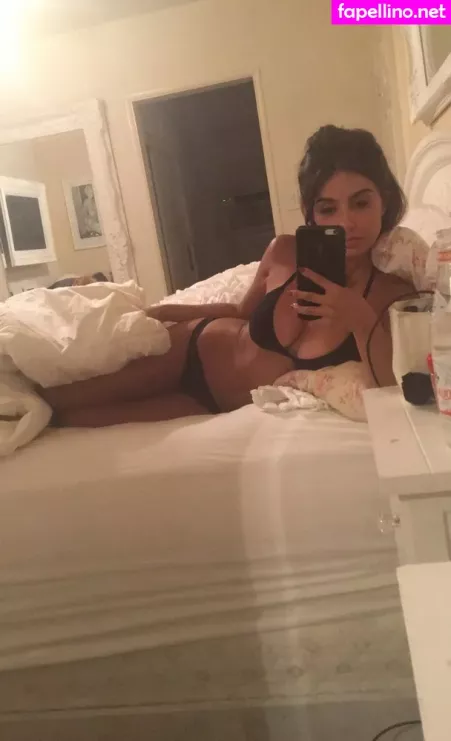 Mikaela Hoover OnlyFans Thumbnail #OyAT40l9md