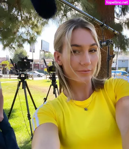 Mikaela Mayer OnlyFans Thumbnail #1hhbaP3hzM