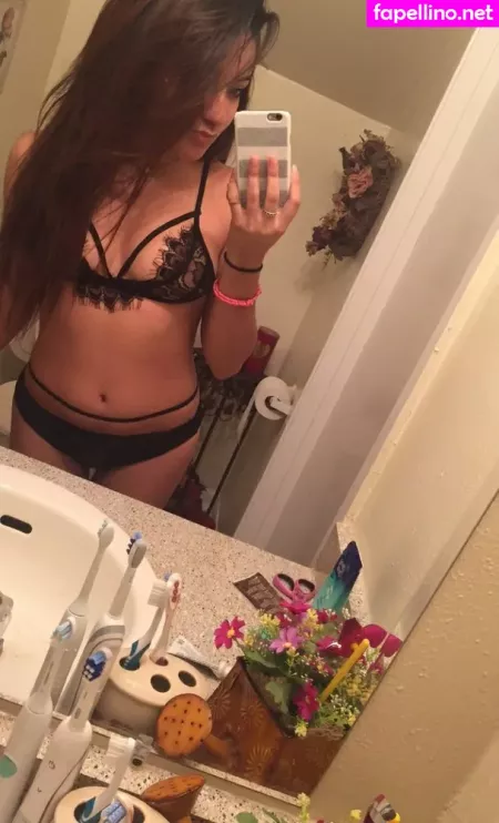 Mikaela Vega OnlyFans Thumbnail #AkjiRDzDwp