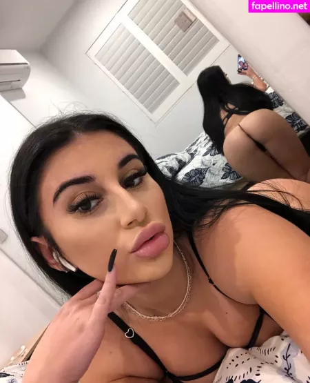 Mikaelatesta OnlyFans Thumbnail #C5OIg6jjB0