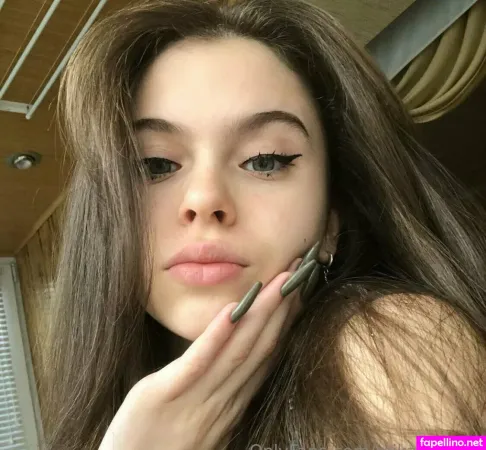 Mikaelavela OnlyFans Thumbnail #LwLd6HwW5t