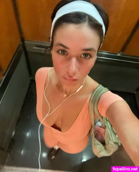 Mikaila71002 OnlyFans Thumbnail #3KYVzjDtWN