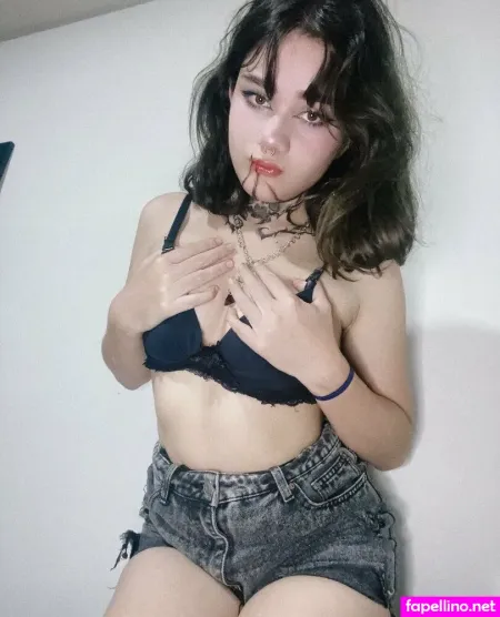 Mikansnee OnlyFans Thumbnail #Nw0S1SSuer