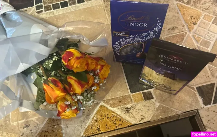 Mikansnee OnlyFans Thumbnail #fVfKLdOqYj