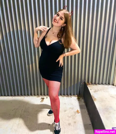 Mikayla S OnlyFans Thumbnail #d8x4HVe2t4