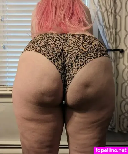 Mikayla Secrets OnlyFans Thumbnail #Um6JimGybm