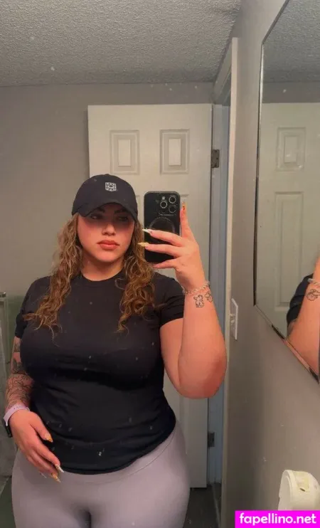 Mikayla Shea OnlyFans Thumbnail #HEIvNEZ0xs