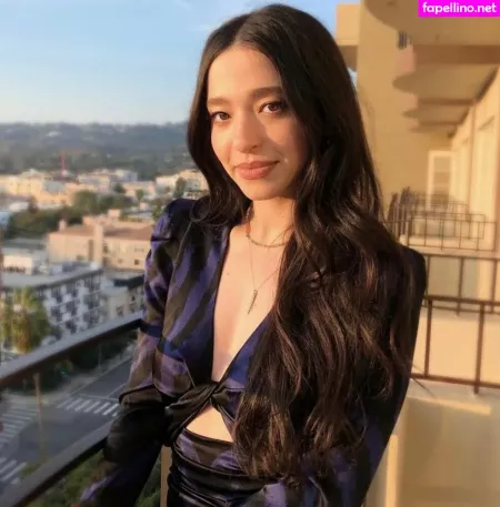 Mikey Madison OnlyFans Thumbnail #ORS5HaiDam