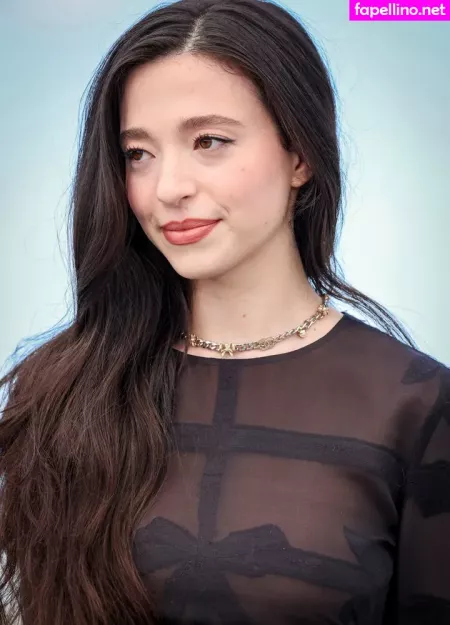 Mikey Madison OnlyFans Thumbnail #XqDWLLK0mj