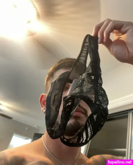 Mikeyyy4k OnlyFans Thumbnail #4OzIsyWNC2