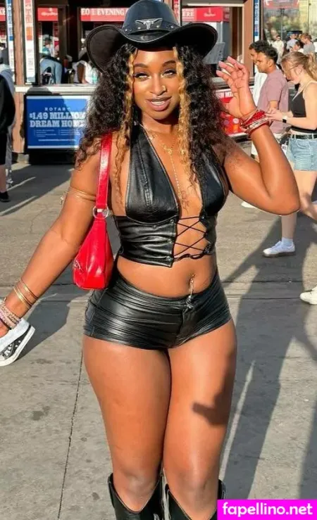 Mikhaylacl OnlyFans Thumbnail #9rAVI9wwTE