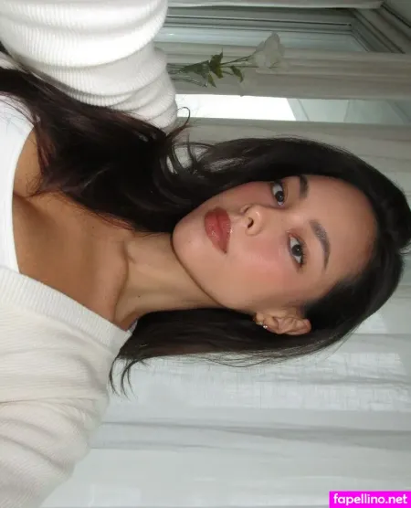 Miki Napolitano OnlyFans Thumbnail #1QsT19bV9b