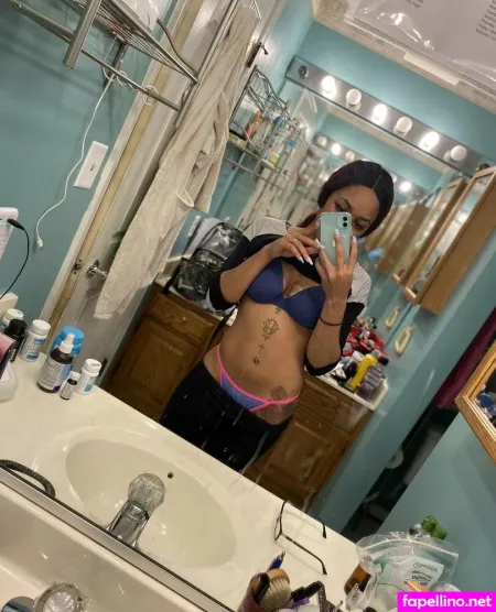 Mikialla OnlyFans Thumbnail #O1VonP671n