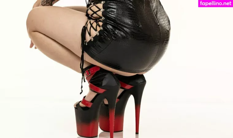 Mikiisdamnation OnlyFans Thumbnail #xgsw4A7aVL