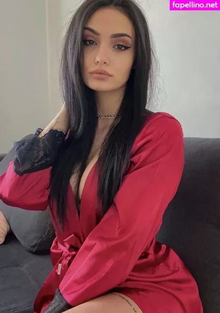 Mikitty Y OnlyFans Thumbnail #YBCBqxr7Pb