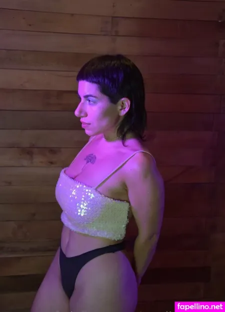 Mikkisilveira69 OnlyFans Thumbnail #wAWVg9OV9Y