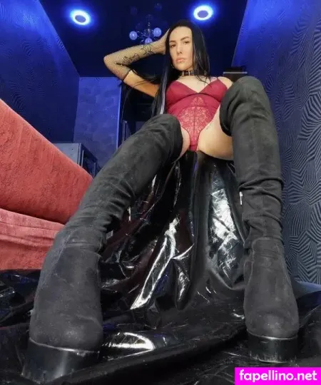 Miko Tyan OnlyFans Thumbnail #YMbu6g9i2Z