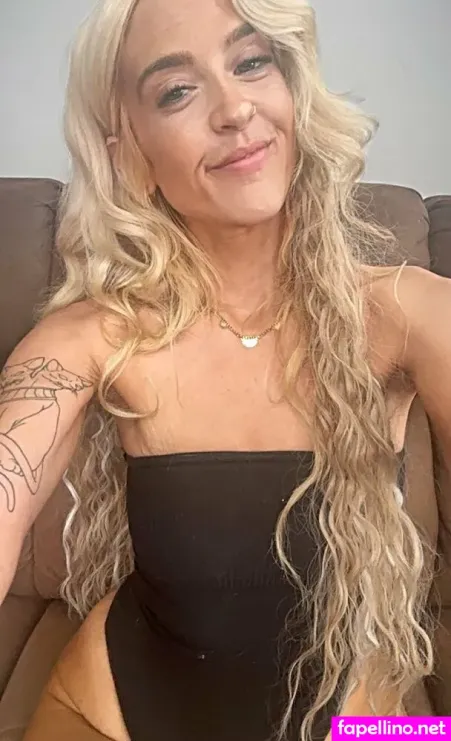 Mikrayze OnlyFans Thumbnail #yKm6rorI33