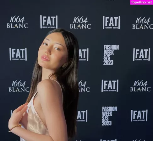 Miku Martineau OnlyFans Thumbnail #f4NP29yLQl