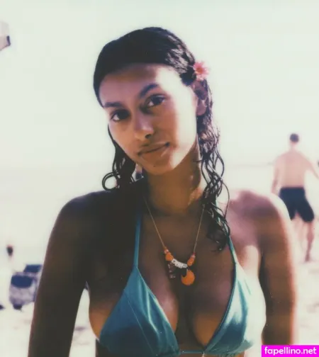 Mila Cabrera OnlyFans Thumbnail #XjaYgSFotx