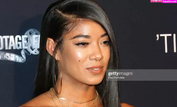 Mila J OnlyFans Thumbnail #IwsjMNzlY2