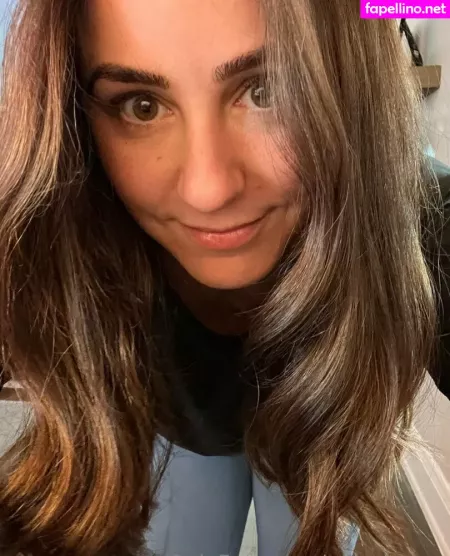 Mila James OnlyFans Thumbnail #2SEZUbfKWV