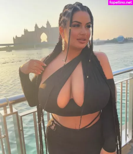 Mila Kokoscha OnlyFans Thumbnail #g5F0duzWWQ