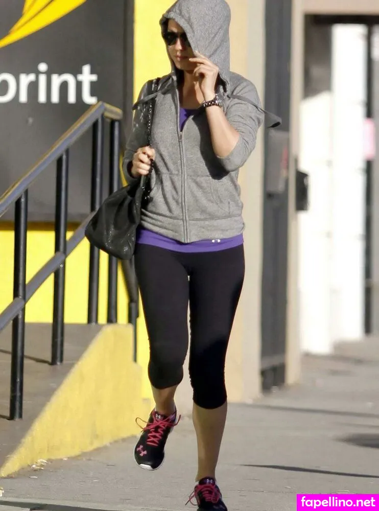 MILAKUNISV, Mila Kunis Nude Leaked OnlyFans Photo #00qmHdarSG