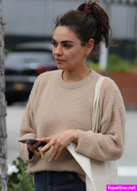 Mila Kunis 1 OnlyFans Thumbnail #JMluBUTdwP