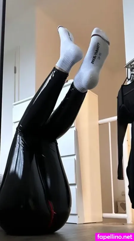 Mila Leather Socks OnlyFans Thumbnail #Hii1L4NyH0