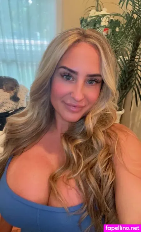 Mila Love OnlyFans Thumbnail #nOi48cC7kG