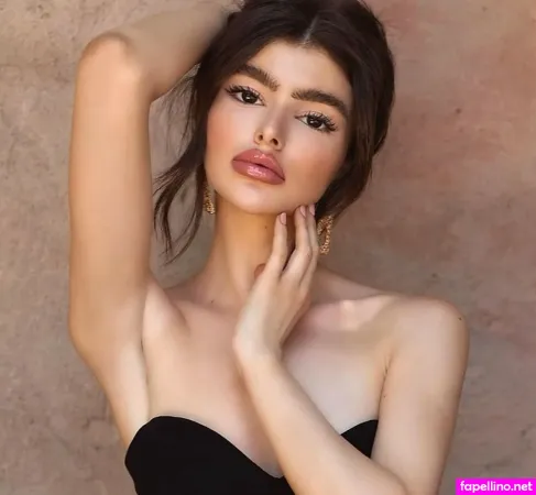 Mila Marandi OnlyFans Thumbnail #OTZawrMVCL