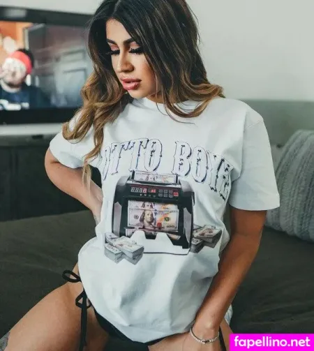 Mila Milkshake OnlyFans Thumbnail #dDYKHpOcen