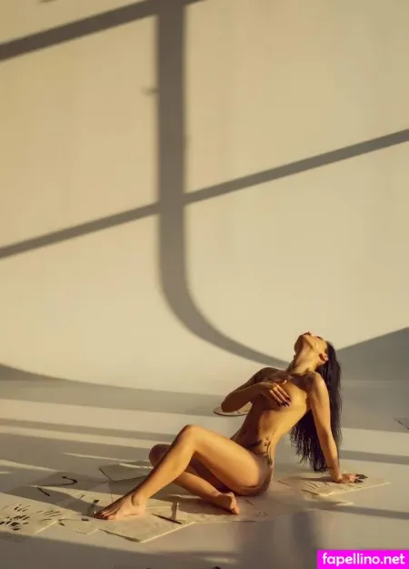 Mila Moore OnlyFans Thumbnail #N82WEgjRgY