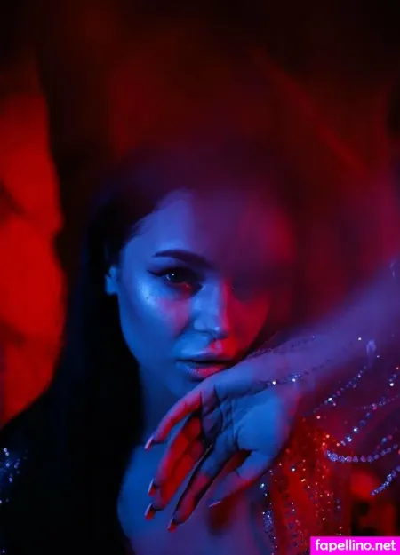 Mila Moore OnlyFans Thumbnail #jeObE7e3Rq