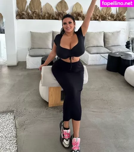 Mila Pink 1 OnlyFans Thumbnail #KkDSRDN7JE