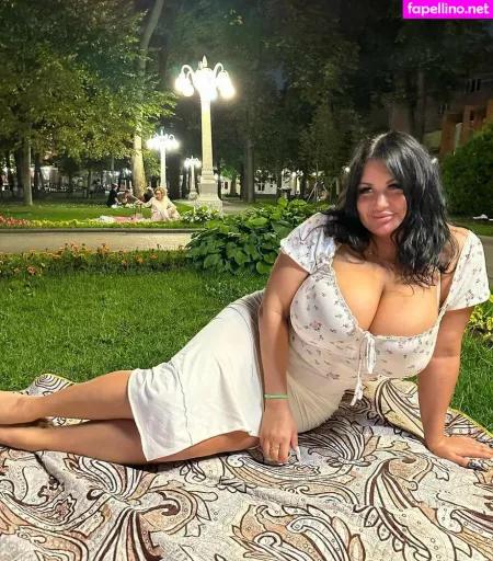 Mila Pink 1 OnlyFans Thumbnail #kEp68xxWg9