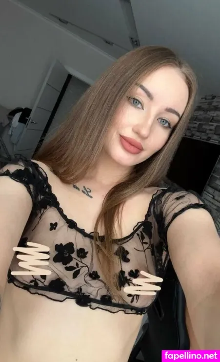 Mila Rosee OnlyFans Thumbnail #QUmO0FyDtD