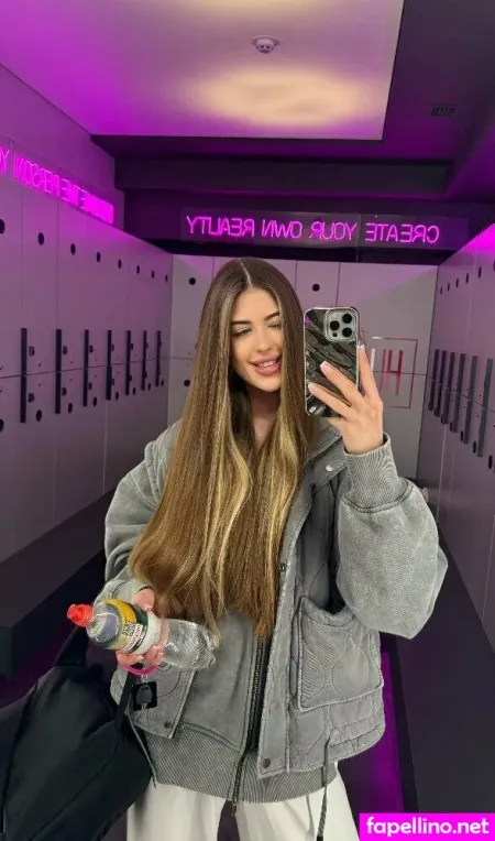 Mila Xa OnlyFans Thumbnail #giCFFhkw2E