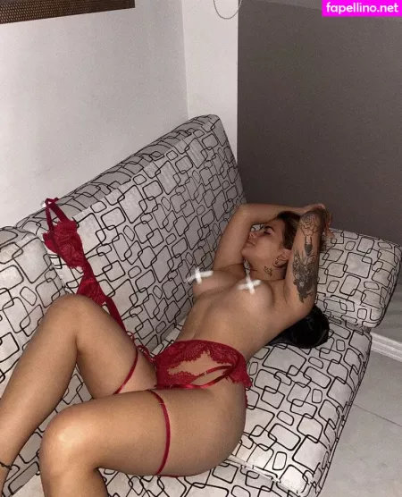 Milaarbelaez OnlyFans Thumbnail #AVbzWm9PpG