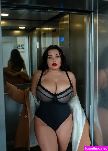 Milada Moore 3 OnlyFans Thumbnail #Bp9ENxPxHX