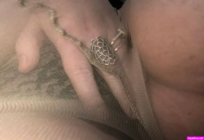 Milady Katee OnlyFans Thumbnail #Wg0nZsBPDs