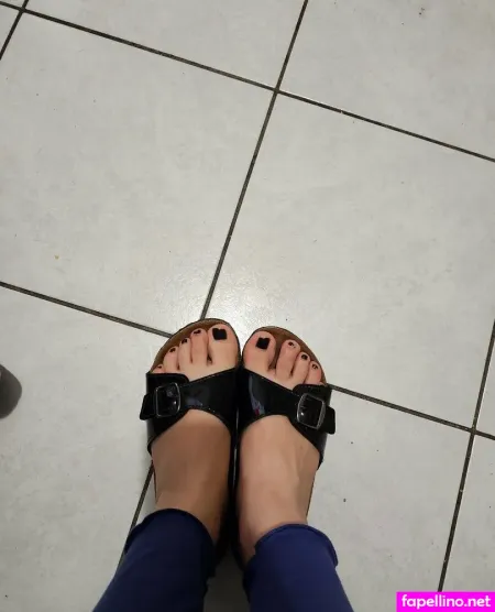 Milafeet261 OnlyFans Thumbnail #OnT2kci59Z