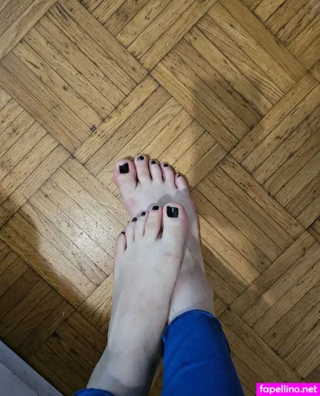 Milafeet261 OnlyFans Thumbnail #pKfHR7S271