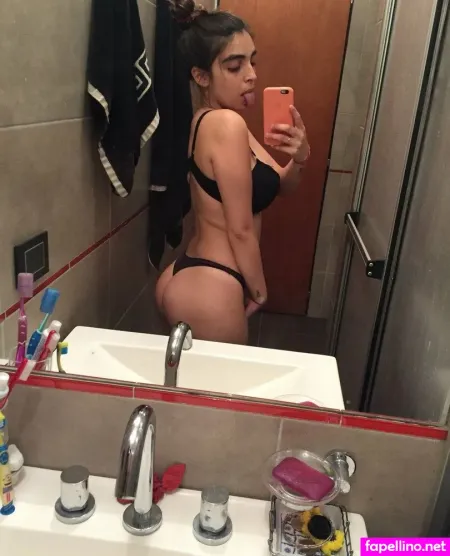 Milagross C OnlyFans Thumbnail #yxPYWzC86r