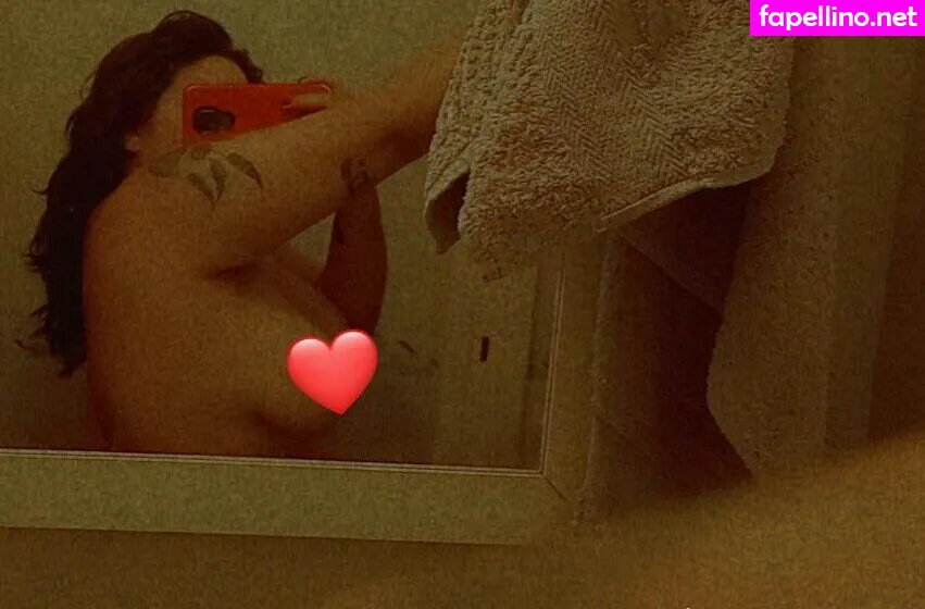 awkwardturtlesaywhat89, milagrosss98 Nude Leaked OnlyFans Photo #DsdUWvE15z