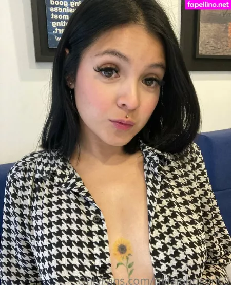 Milajohnson69 OnlyFans Thumbnail #muxkZrhHX9