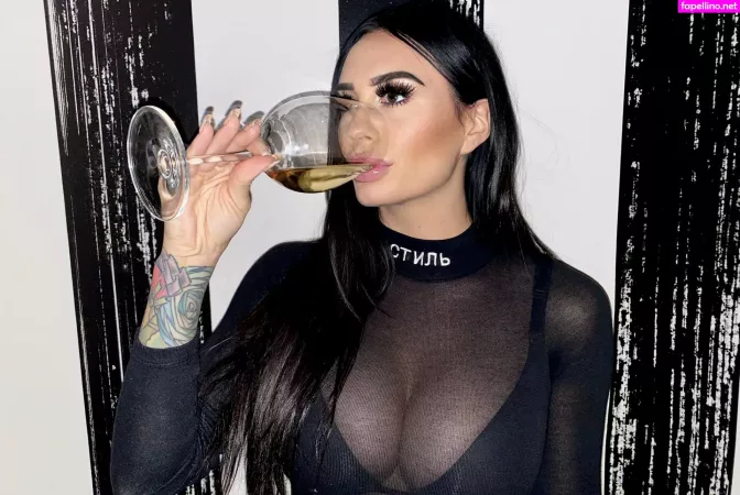 Milan Alexandrea OnlyFans Thumbnail #o7PqCLF8iZ